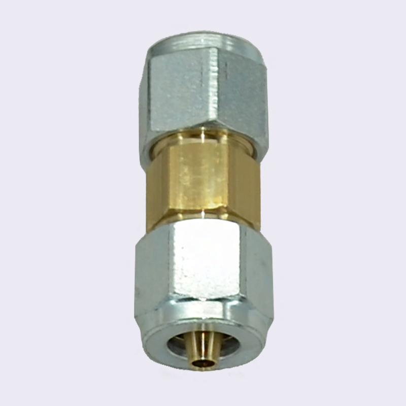 Соединитель пластиковой трубы d6-6 в сборе